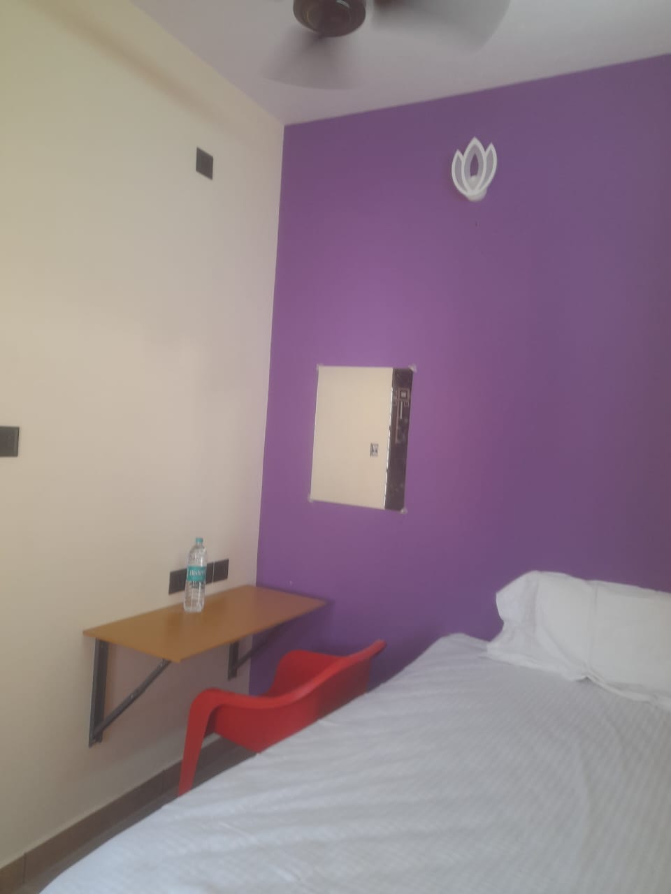 Breeze Room
